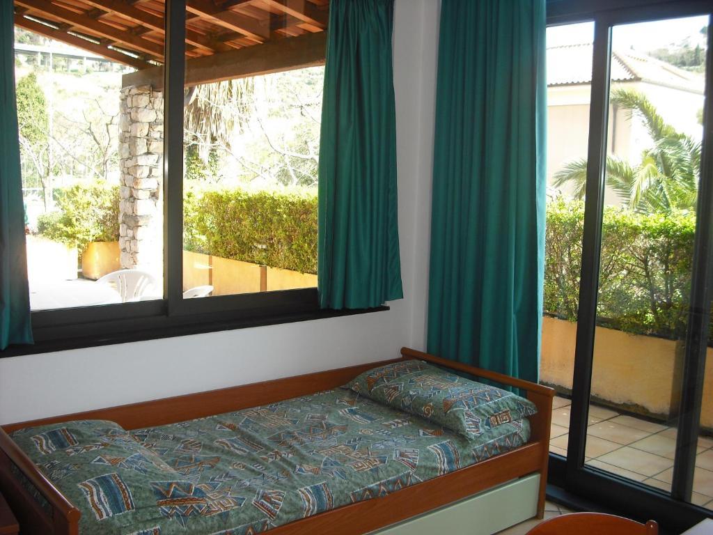 Residence Pian Dei Boschi Pietra Ligure Δωμάτιο φωτογραφία
